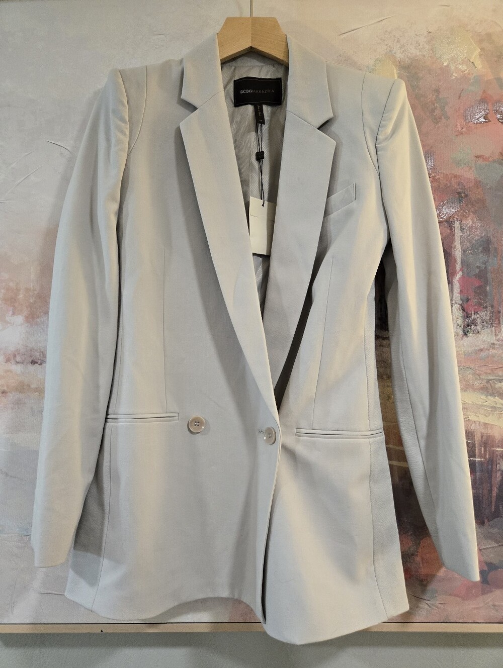 BCBG MaxAzria• NWT Light Gray Double-Button Tailored Blazer. Sz XS